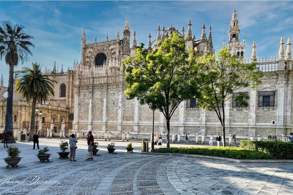 Sevilla: Where flamenco rhythms, Moorish architecture, and sun-drenched streets create the heart of Andalusia!