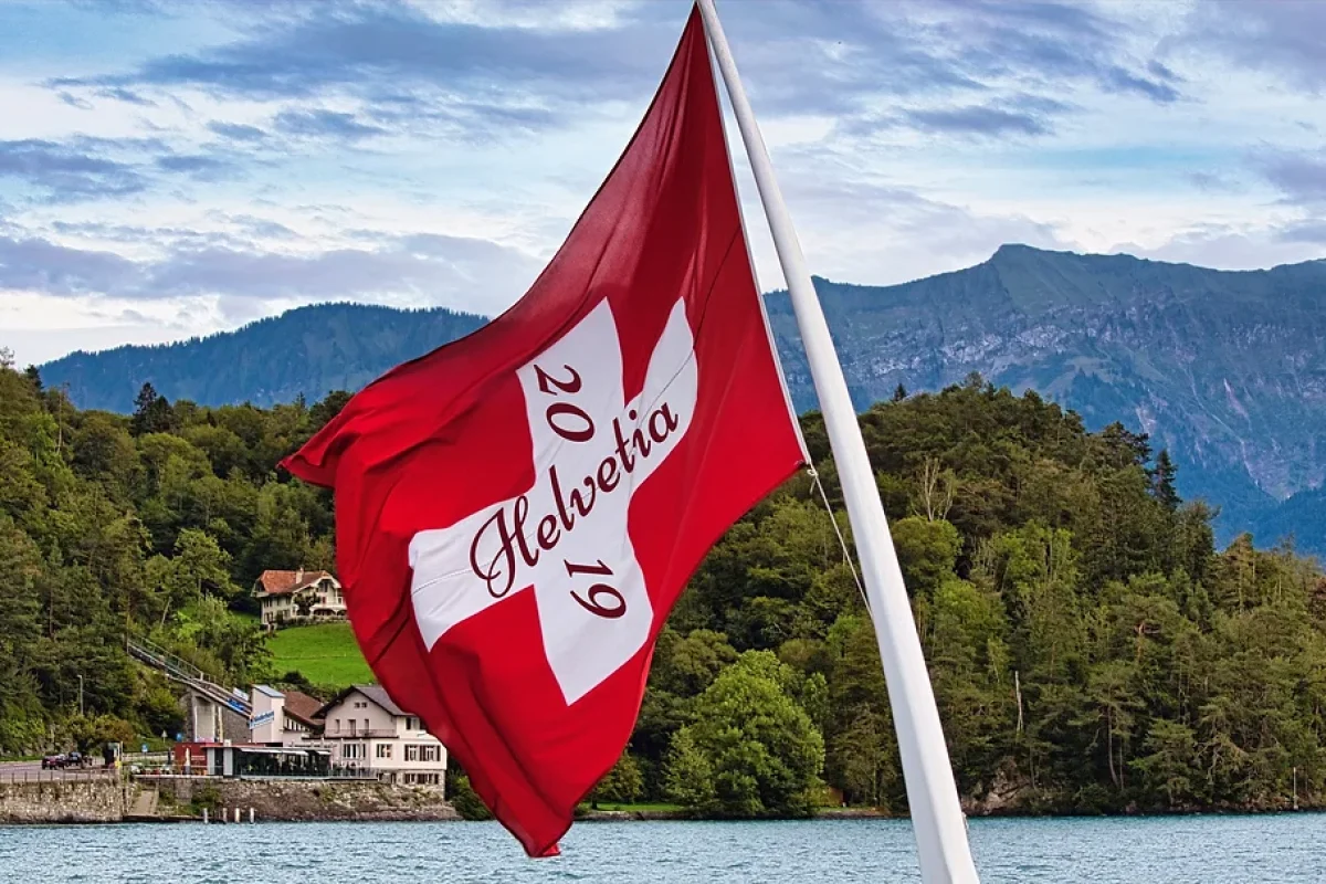 Bernese Alps: Majestic peaks an endless horizons.